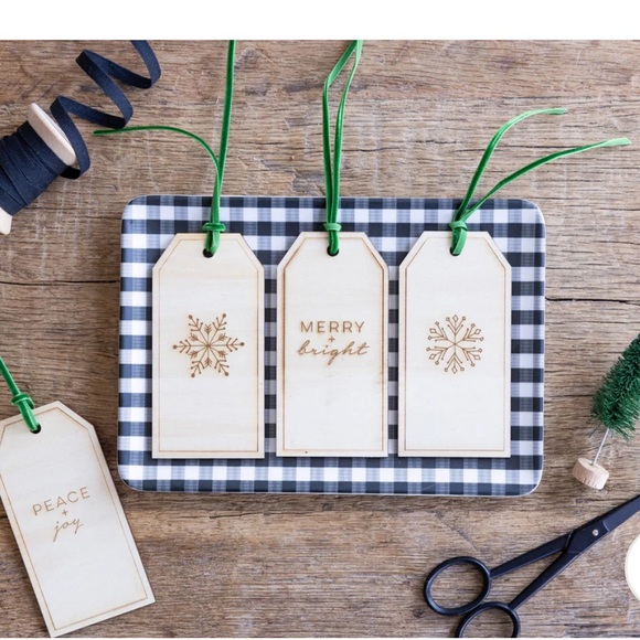 MY MIND’S EYE Christmas Holiday Titles Etched Wood Goft Tag Set, Velvet Ribbon 7 - Picture 10 of 10